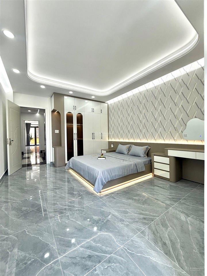 Bán nhà tân chánh hiệp 18  100m2  5 tầng  full nội thất  có thang máy  ôtô đỗ cửa  chỉ 9,7 tỷ