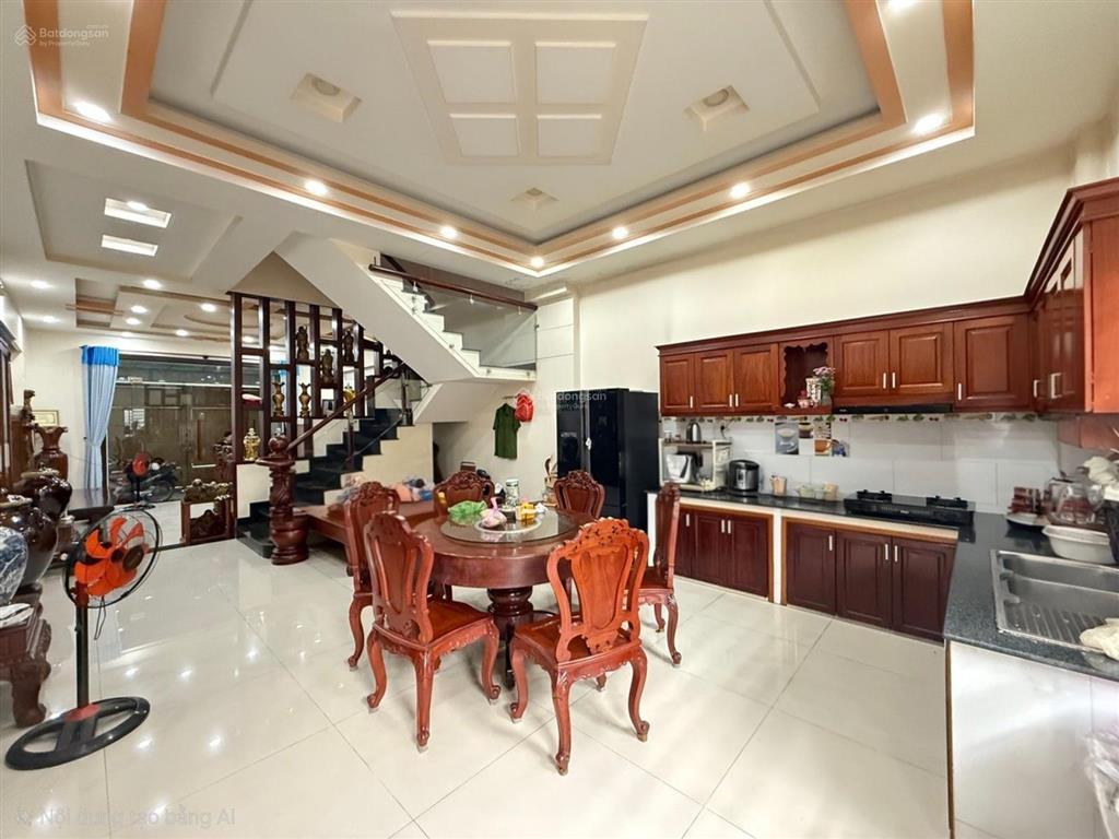 Bán nhà quận 12  2 mặt tiền  108m2  4 tầng  view công viên  ngay hiệp thành city
