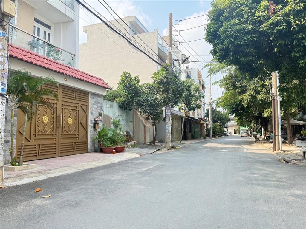 Bán nhà quận 12  2 mặt tiền  108m2  4 tầng  view công viên  ngay hiệp thành city