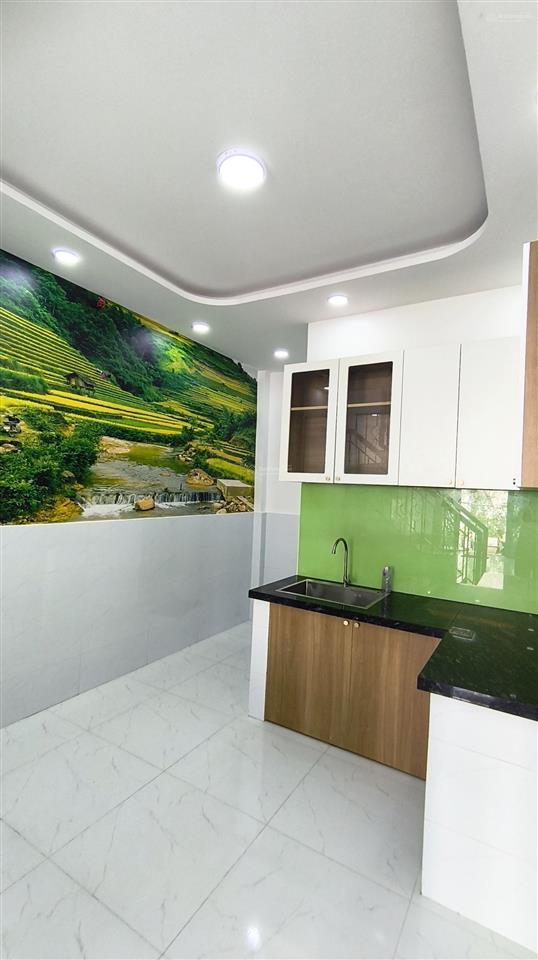 Chủ gửi bán gấp nhà trệt lầu,2pn,2wc mt hẻm xe tải kinh doanh đa ngành,giá 4tỷ195 thương lượng