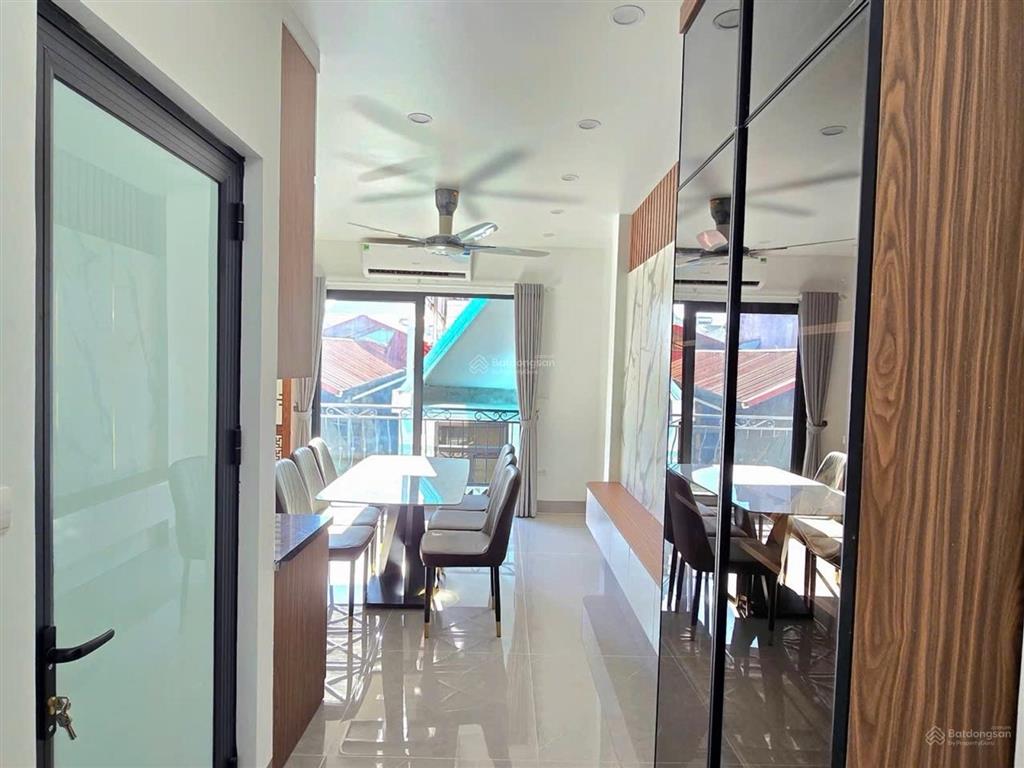 Bán nhà nguyễn khánh toàn dtsd 36m x 6 tầng thang máy full nội thất 10 tỷ