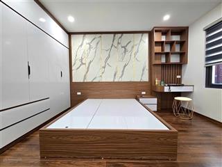 Bán nhà nguyễn khánh toàn dtsd 36m x 6 tầng thang máy full nội thất 10 tỷ