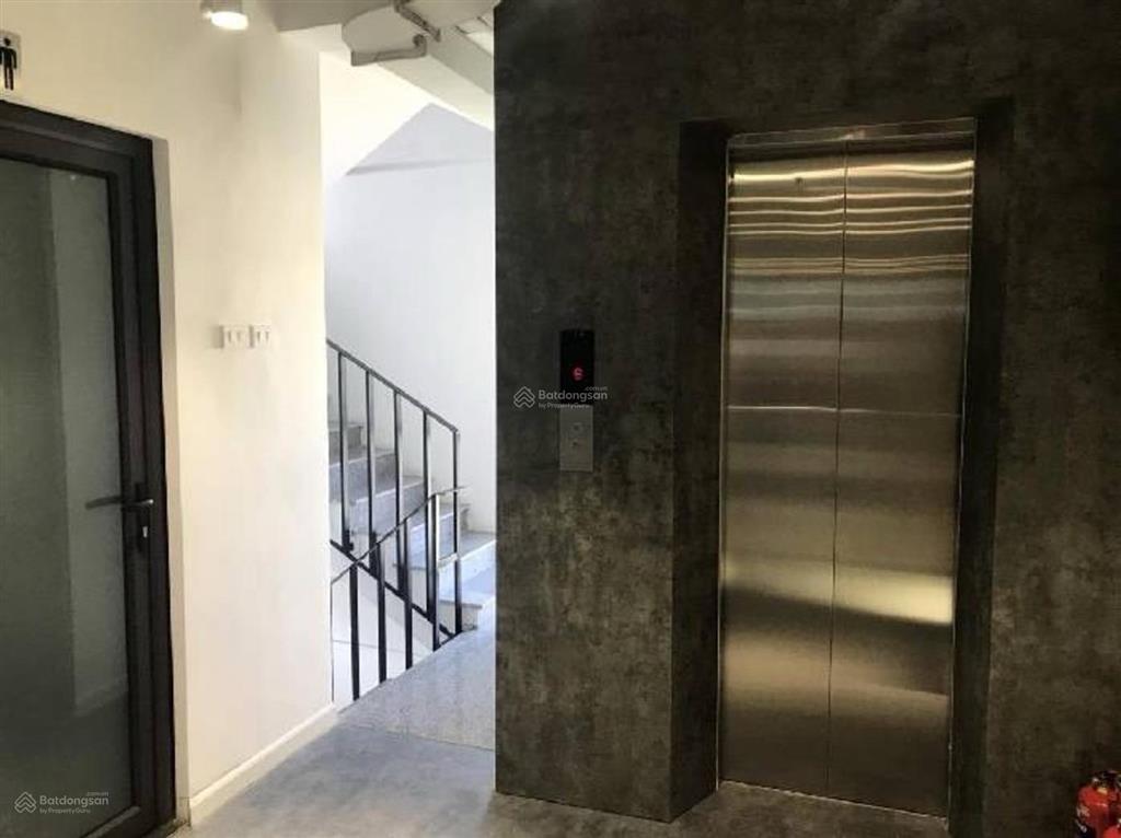 Nguyễn khánh toàn tòa văn phòng 7 tầng 100m thang máy 42 tỷ