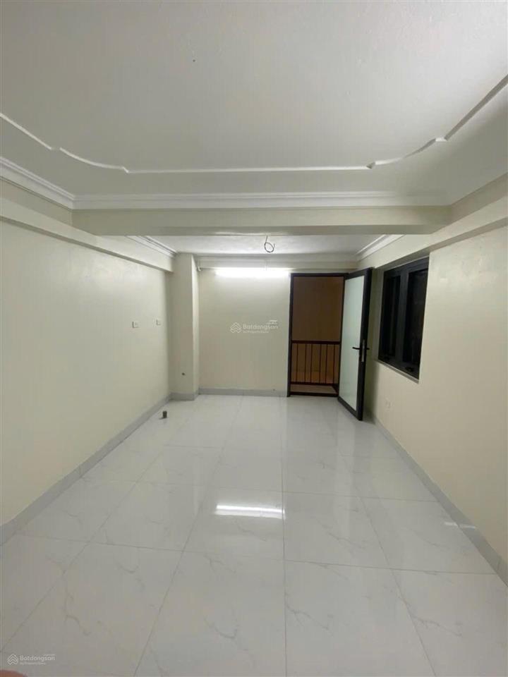 Bán nhà hoàng sâm 21,5tỷ 60m ô tô tránh kinh doanh, văn phòng đang cho thuê 25 triệu/tháng