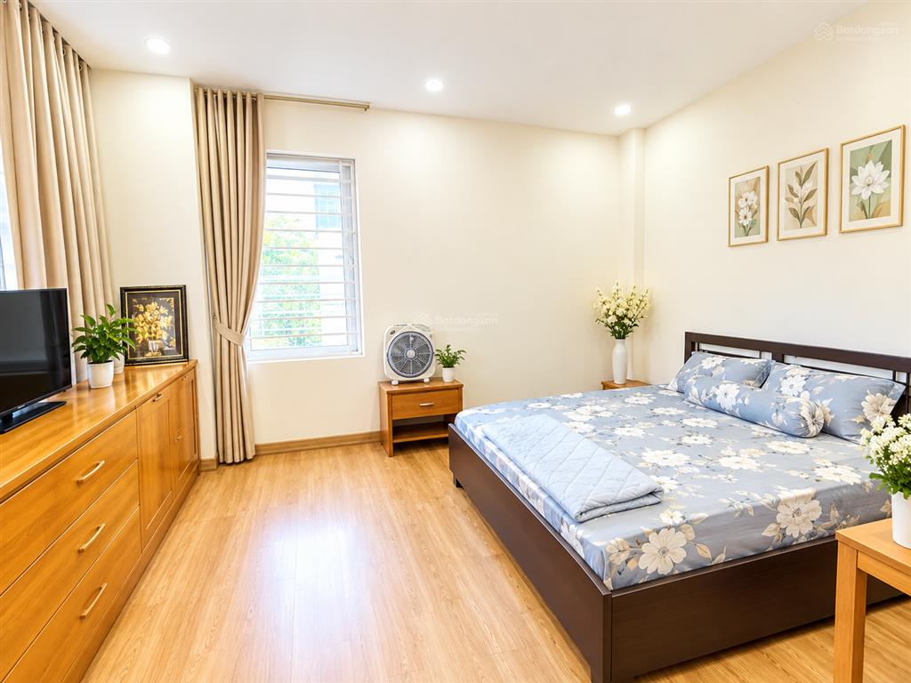 Bán gấp nr 6pn, 5t tại trần quốc hoàn, nghĩa đô, cầu giấy, 14,2 tỷ