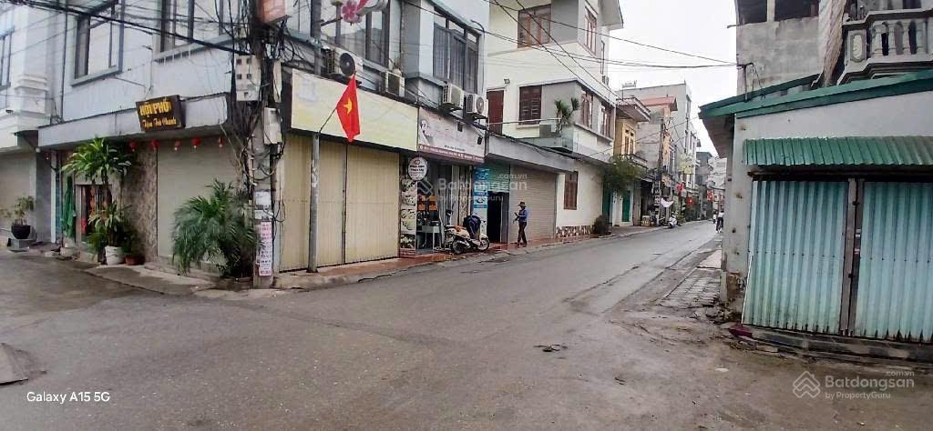 Bán gấp nhà trung tâm nam hồng ở ngay 2 mặt thoáng