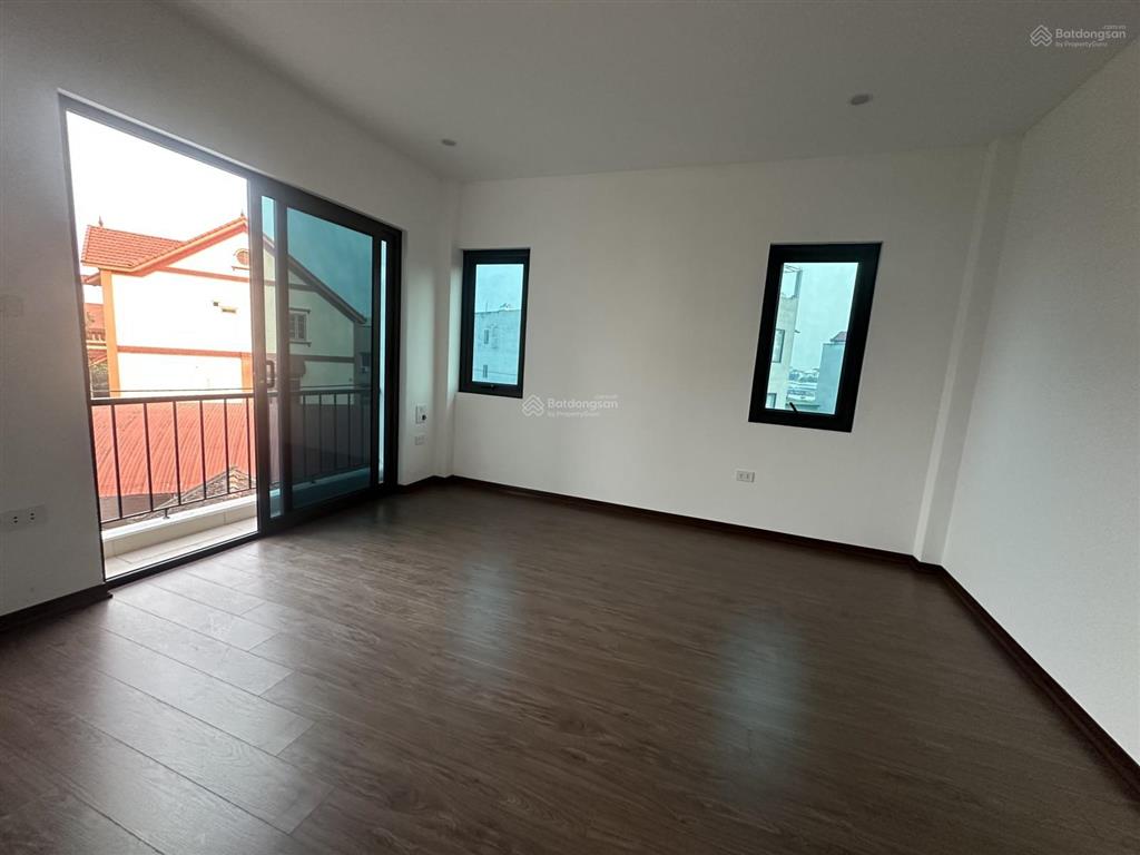 Sốc thật nhà 3,5 tầng 52m2.giá chỉ bằng tiền đất tại trung tâm vân nội! đông anh