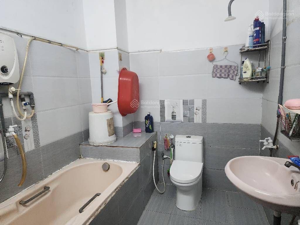 Nhà 2 tầng 1 sẹc phạm văn chiêu 66m2 (4 x 17)m sổ hồng hoàn công giá 5,75 tỷ