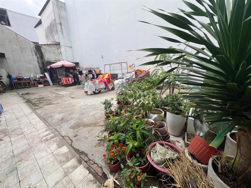 Đất mặt tiền kênh tham lương90m2ngang khủng 6m  thống nhất phạm văn chiêu  tô ngọc vân khu vip