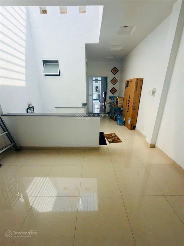 Bán nhà gò vấp 83m2  khu vip công viên làng hoa đường số 21 nguyễn văn khối giá rẻ