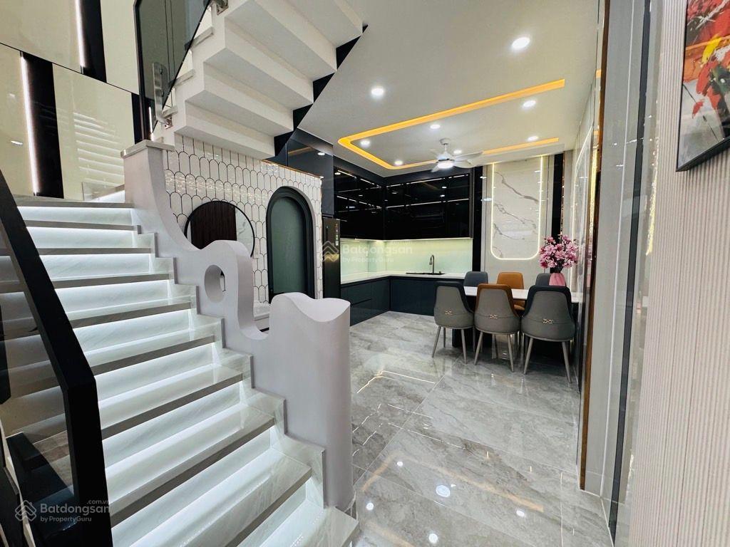 Bán nhà gò vấphẻm xe tải 4 tầng  đúc btct  dường số 59 phạm văn chiêu chợ thạch đà