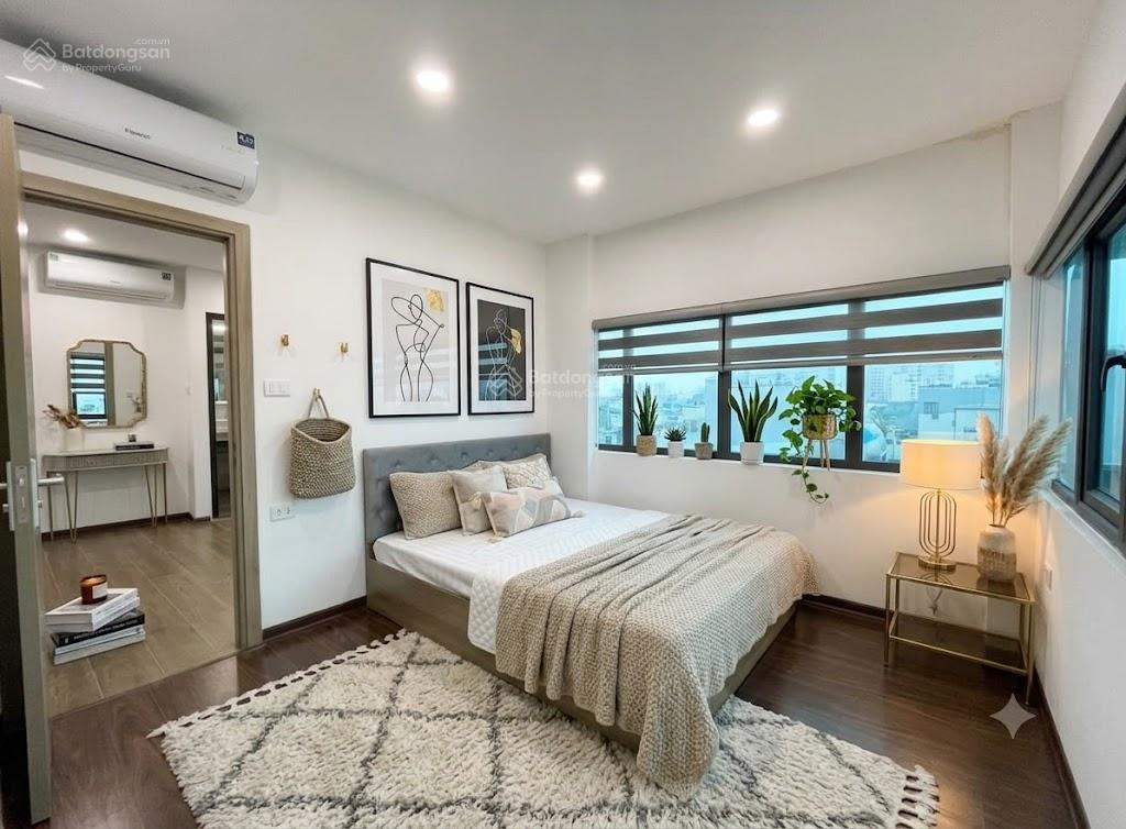 Hot!! 2pn cho thuê lạc long quân, ô tô đỗ cửa đầy đủ đồ, 50m ra hồ tây, gần fujimart,