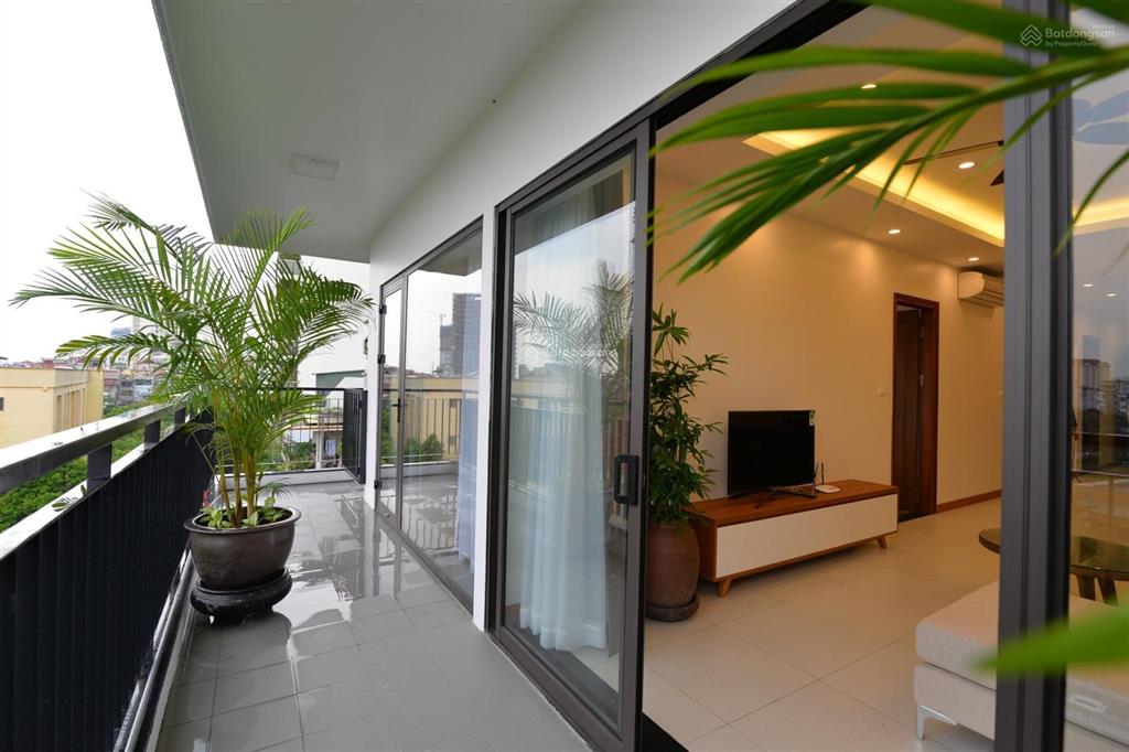 Cho thuê căn hộ 1n1k  2n1k chỉ 10x ngay đội cấn, đủ đồ, thang máy trống sẵn, nhận người nước ngoài