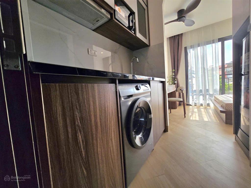Cho thuê studio 1km đi bộ ra đại học thương mại, chốt ngay nhà mới, có giặt riêng ban công
