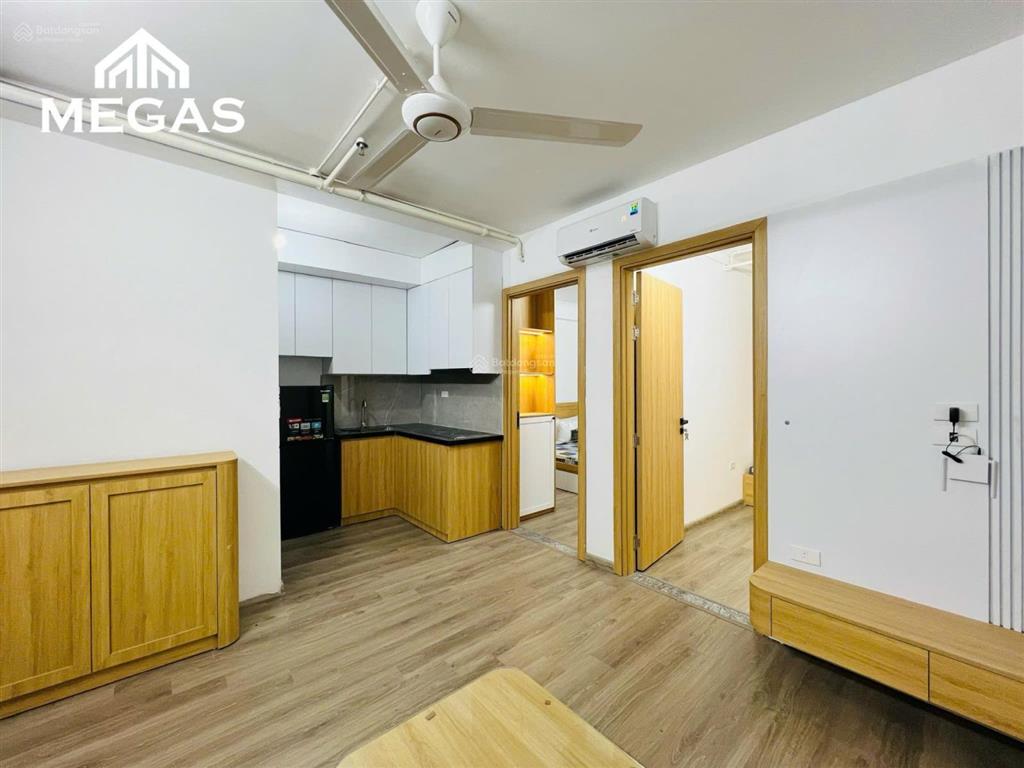 Chính chủ! cho thuê ch 2n2wc 60m2, giặt riêng, nhà mới, ô tô đỗ cửa, nhận pet, ban công