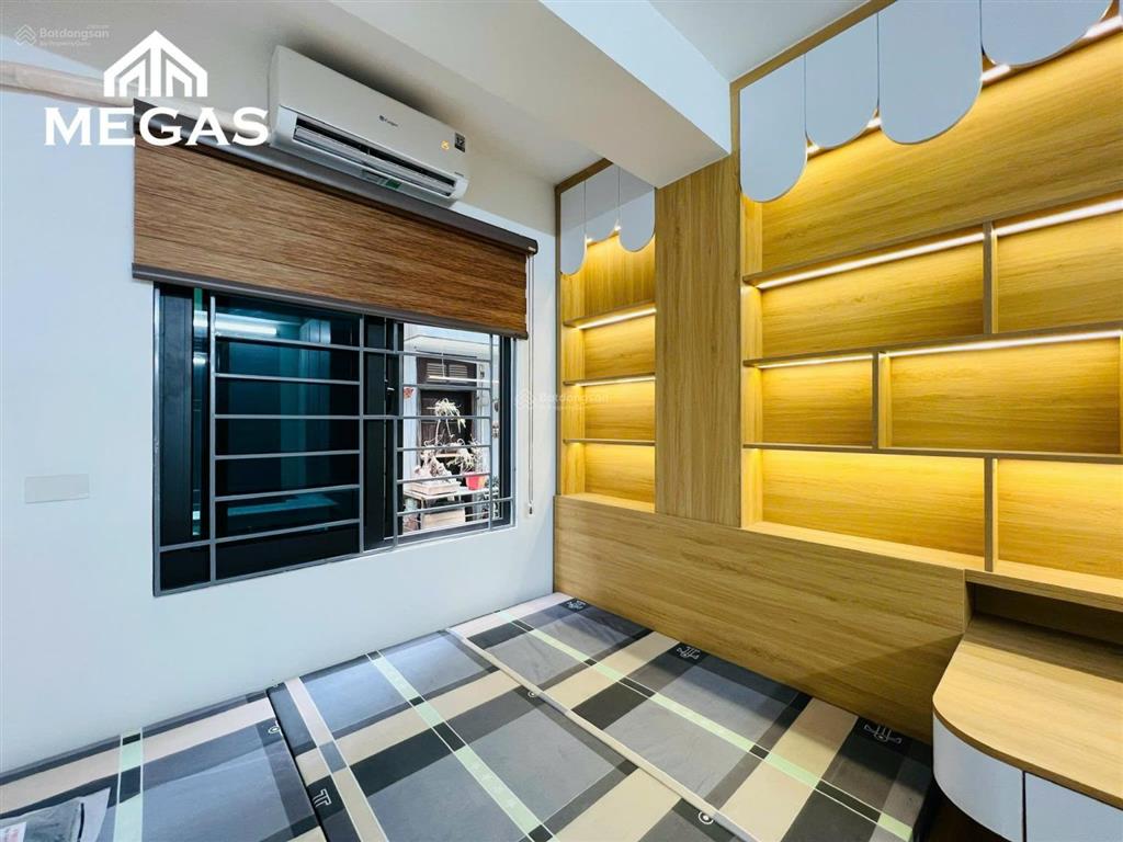 Chính chủ! cho thuê ch 2n2wc 60m2, giặt riêng, nhà mới, ô tô đỗ cửa, nhận pet, ban công