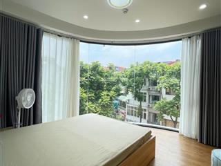 Có 1 0 2! 2n 1wc ô tô đỗ cửa rộng rãi mới xây 100%, cách 2km lên lăng bác, có bãi ô tô giặt sấy