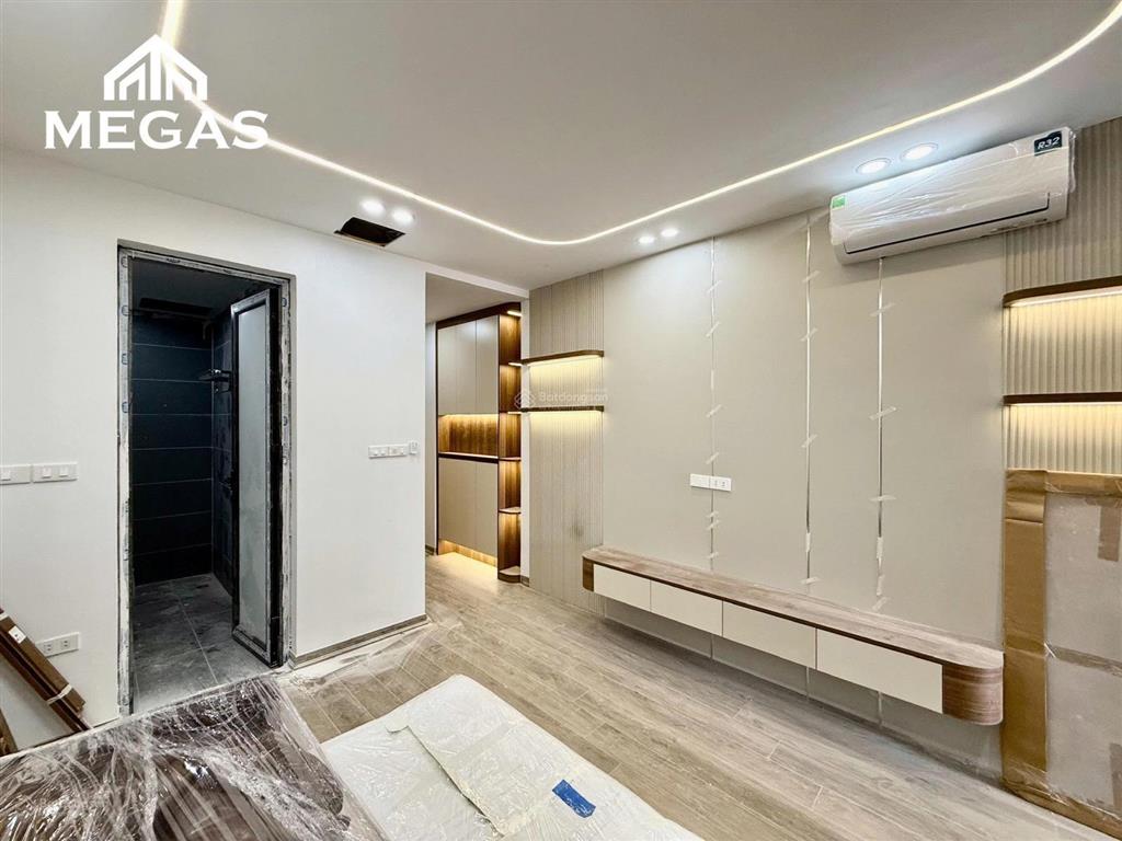 Cho thuê cc mini 1pn, 1wc, 40m2, 5,6 triệu, tại 214 phú diễn, mỹ đình 1, quận nam từ liêm
