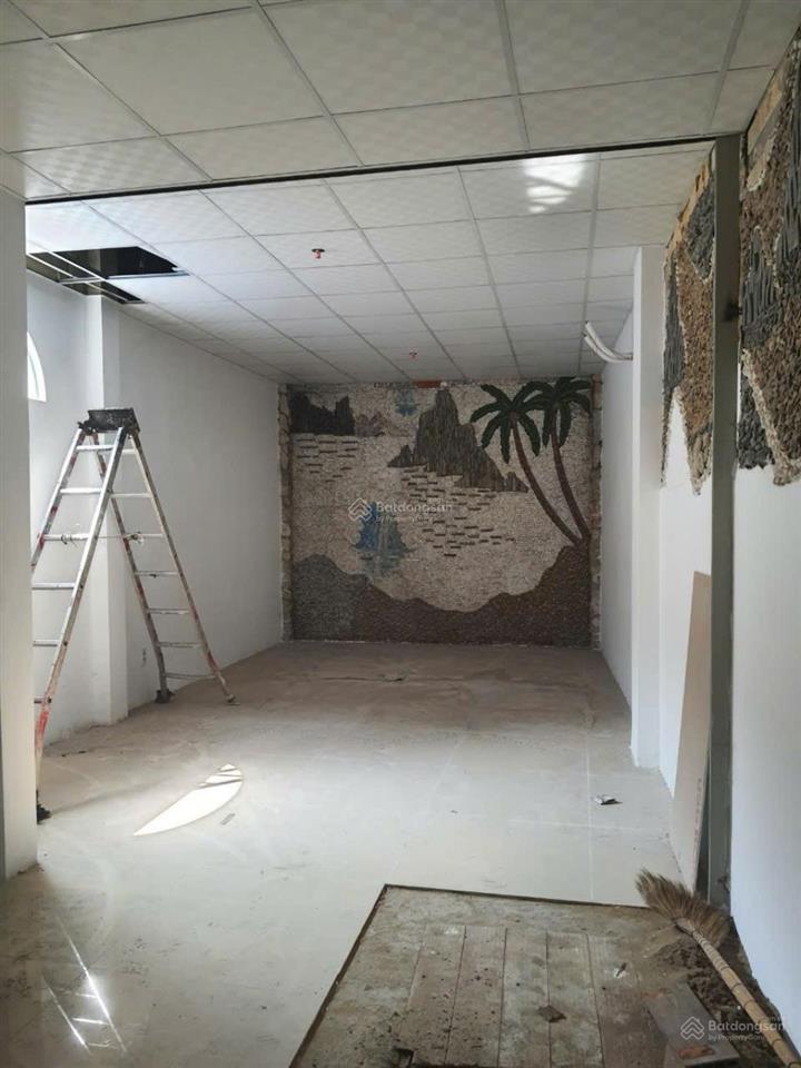 Bán nhà mặt tiền kinh doanh kinh dương vương,bình tân,3 tầng,120m2,gần bến xe,ngang 5.5m đẹp