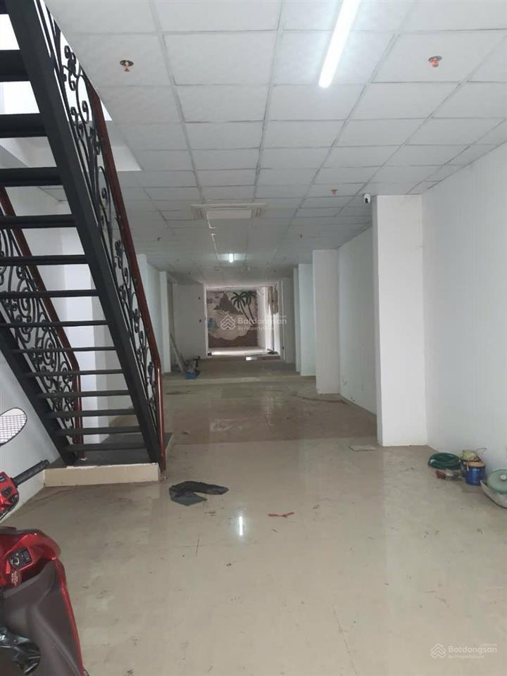 Bán nhà mặt tiền kinh doanh kinh dương vương,bình tân,3 tầng,120m2,gần bến xe,ngang 5.5m đẹp