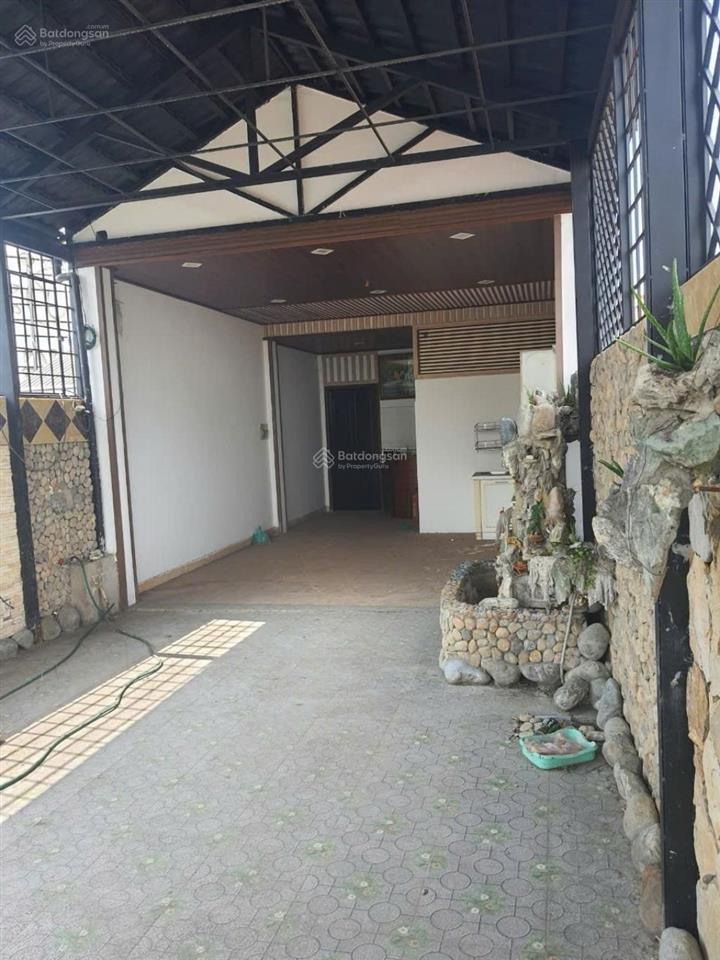 Bán nhà mặt tiền kinh doanh kinh dương vương,bình tân,3 tầng,120m2,gần bến xe,ngang 5.5m đẹp