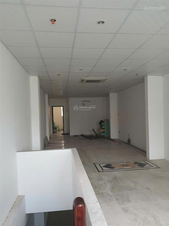 Bán nhà mặt tiền kinh doanh kinh dương vương,bình tân,3 tầng,120m2,gần bến xe,ngang 5.5m đẹp