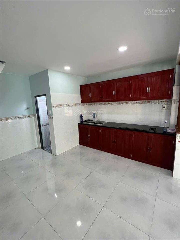 Nhà hẻm lê văn quới,bình tân 2 tầng,30m2,ngang 4m đẹp,shr ko qh lộ giới,giáp tân phú,q11....