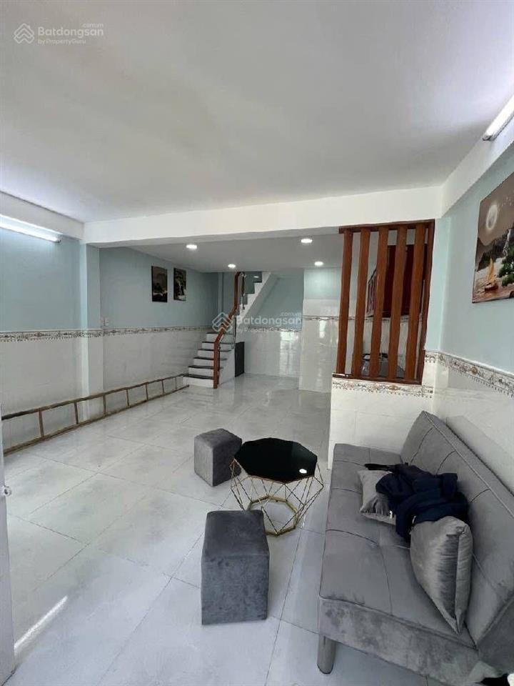 Nhà hẻm lê văn quới,bình tân 2 tầng,30m2,ngang 4m đẹp,shr ko qh lộ giới,giáp tân phú,q11....