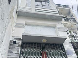 Bán nhà nguyên căn tại hậu giang, quận 6, 3 tầng, shr hoàn công đủ, hẻm to thông thoáng, nhỉnh 3 tỷ