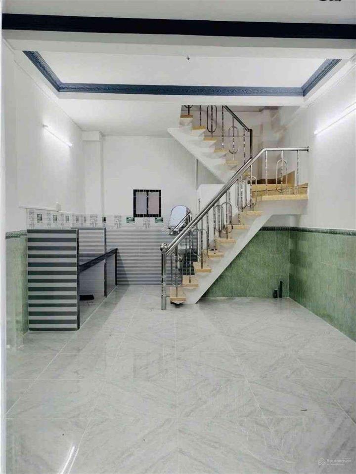 Mặt tiền lê quát tân phú2 tầng btct gần 40m2 ngang 4m đẹpshr vuong vức hoàn công đủnhỉnh 4 tỏi