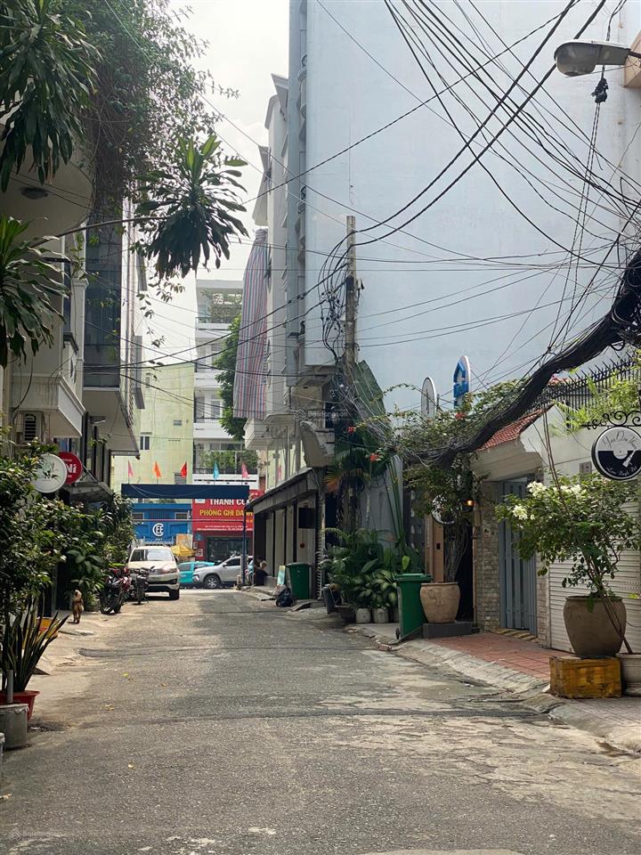 Cần bán gấp nhà hẻm 10m , 340c/ đường hoàng văn thụ , tân bình , dt 4,2x18m , 5 tầng ,giá chỉ 15 tỷ