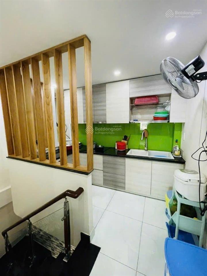 Bán gấp nhà đường hoa lan (khu phan xích long), phú nhuận, dt 4,5x12m, hầm 4 tầng, giá 15,9 tỷ