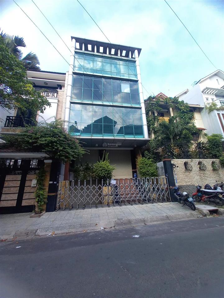 Cần cho thuê nguyên căn nhà mặt tiền 46 hoa đào , phú nhuận , dt 8x18m , hầm 4 tầng , giá 145 tr/th