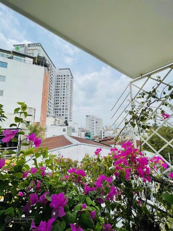 Bán gấp nhà hẻm xe hơi 575 cách mạng tháng tám, q.10. dt 3,8x16m, 3 tầng, giá chỉ 8,7 tỷ