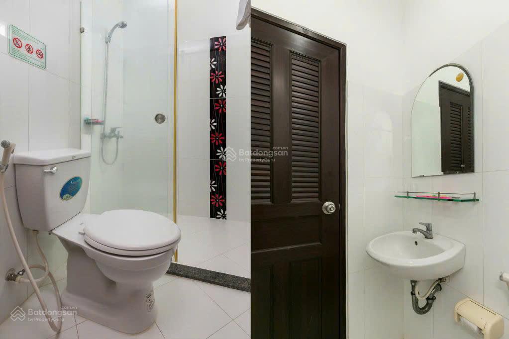 Bán gấp tòa nhà văn phòng mặt tiền đặng dung, quận 1, dt 14,2x24,5m, hầm 8 tầng, giá 182 tỷ tl