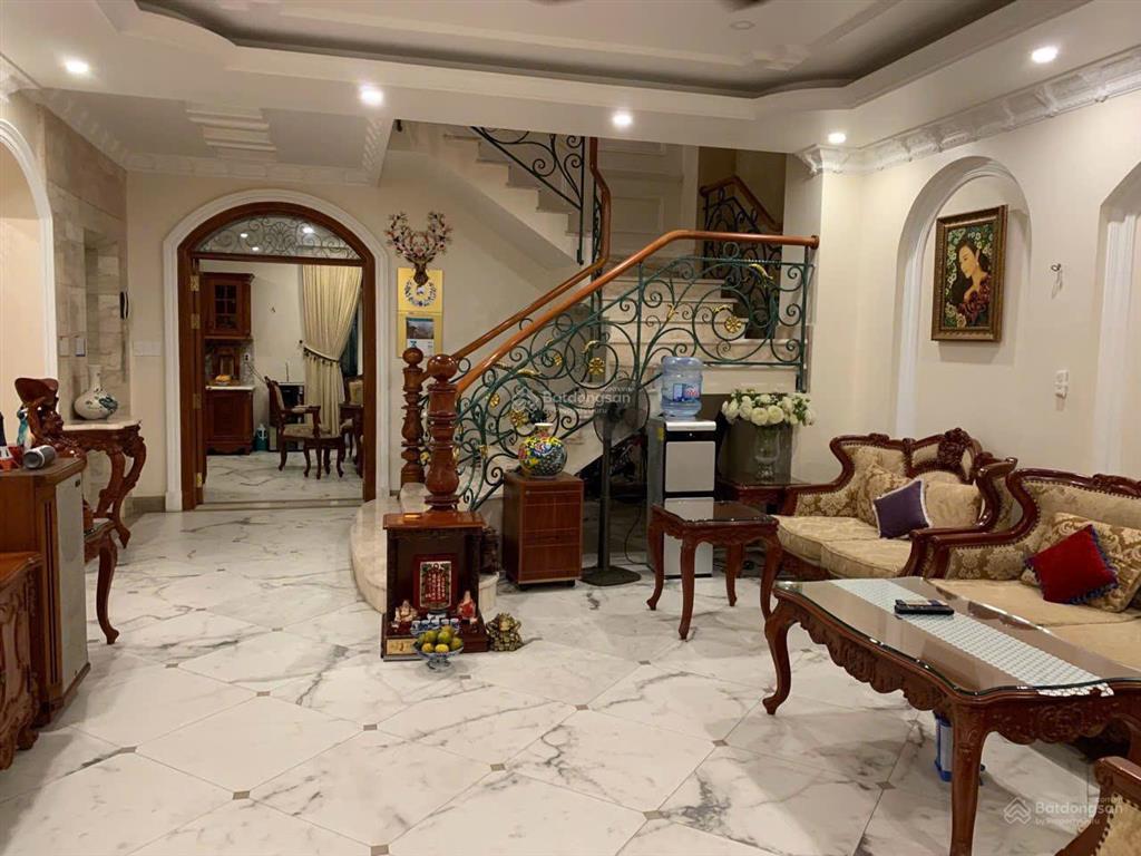 Bán biệt thự khu 48 hồ biểu chánh, p.11, quận phú nhuận (8mx27m) nở hậu 12m, giảm giá mạnh 43 tỷ
