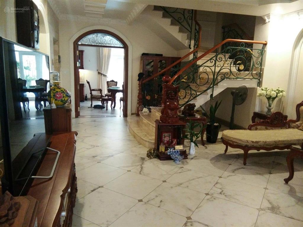 Bán biệt thự khu 48 hồ biểu chánh, p.11, quận phú nhuận (8mx27m) nở hậu 12m, giảm giá mạnh 43 tỷ