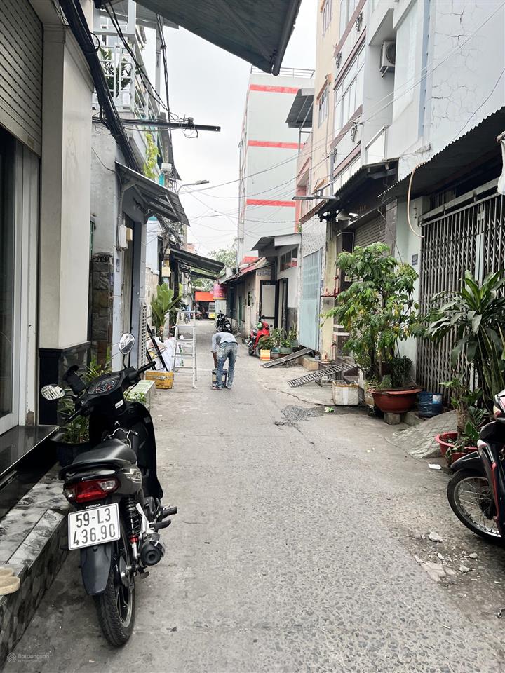 Bán nhà lô góc thoáng cách 50m ra mặt tiền bông sao  dt 93m26pn  thu nhập 6tr/tháng  nhỉnh 6tỷ