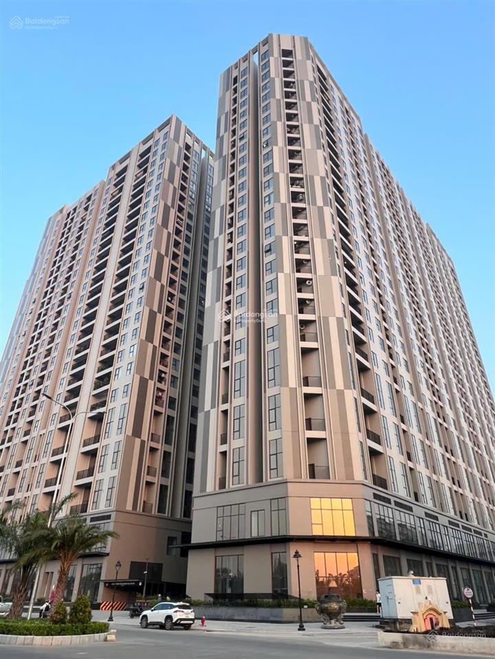 Chính chủ cần tiền kinh doanh nên bán gấp căn 73m full nội thất tại the wisteria sổ đỏ trao tay