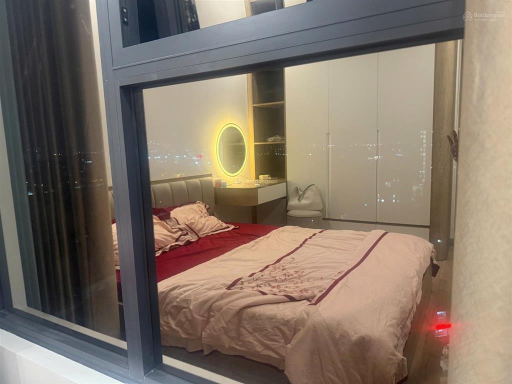 Chính chủ cần tiền kinh doanh nên bán gấp căn 73m full nội thất tại the wisteria sổ đỏ trao tay