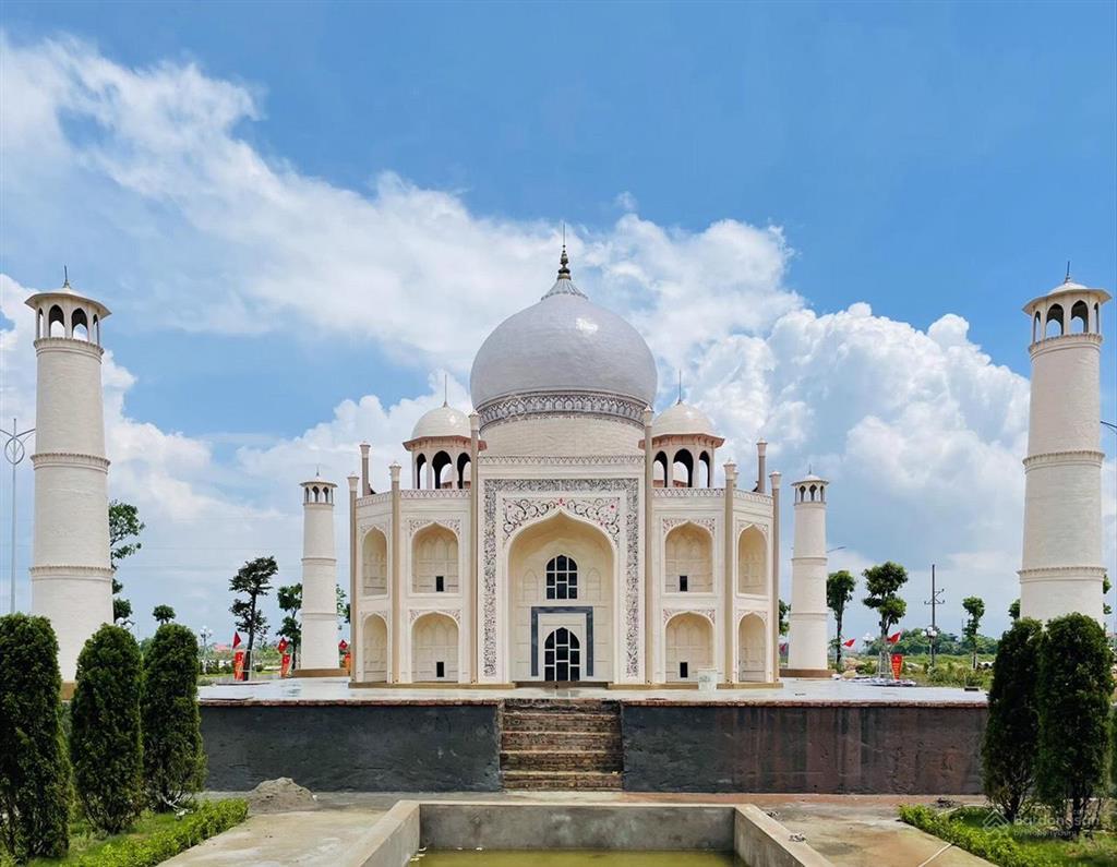 Cần bán lô siêu đẹp tại dự án kđt việt hàn trung tâm phổ yên sổ đỏ chính chủ giá chỉ 1.x tỷ