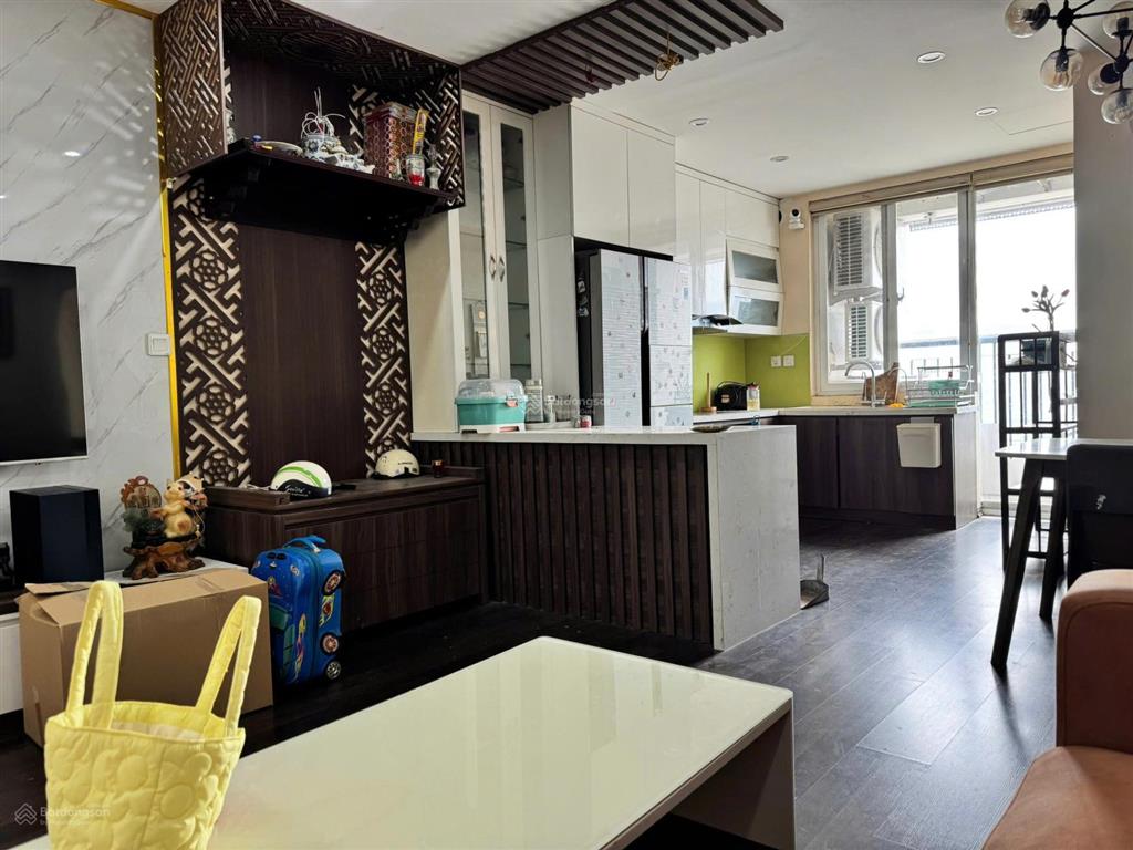 Chính chủ cần tiền bán gấp căn 69m 2 ngủ 2vs full nội thất tại chung cư athena xuân phương