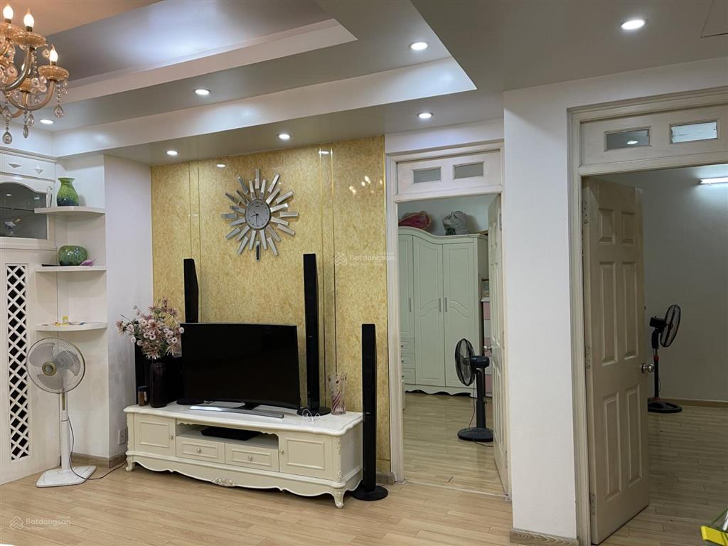 Chính chủ cần tiền bán gấp căn 71m2 2 pn tại chung cư 7a lê đức thọ giá chỉ 5.2 tỷ sổ đỏ trao tay