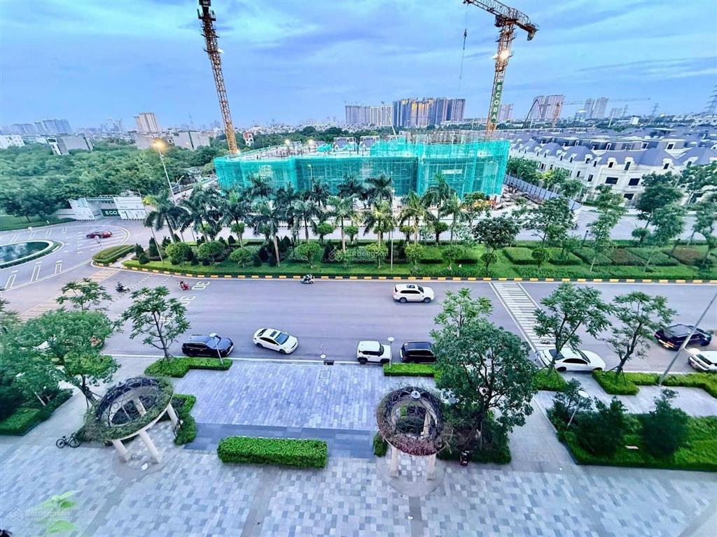 Chính chủ cần tiền bán gấp căn 2 ngủ full nội thất cơ bản tại chung cư moonlight an lạc symphony