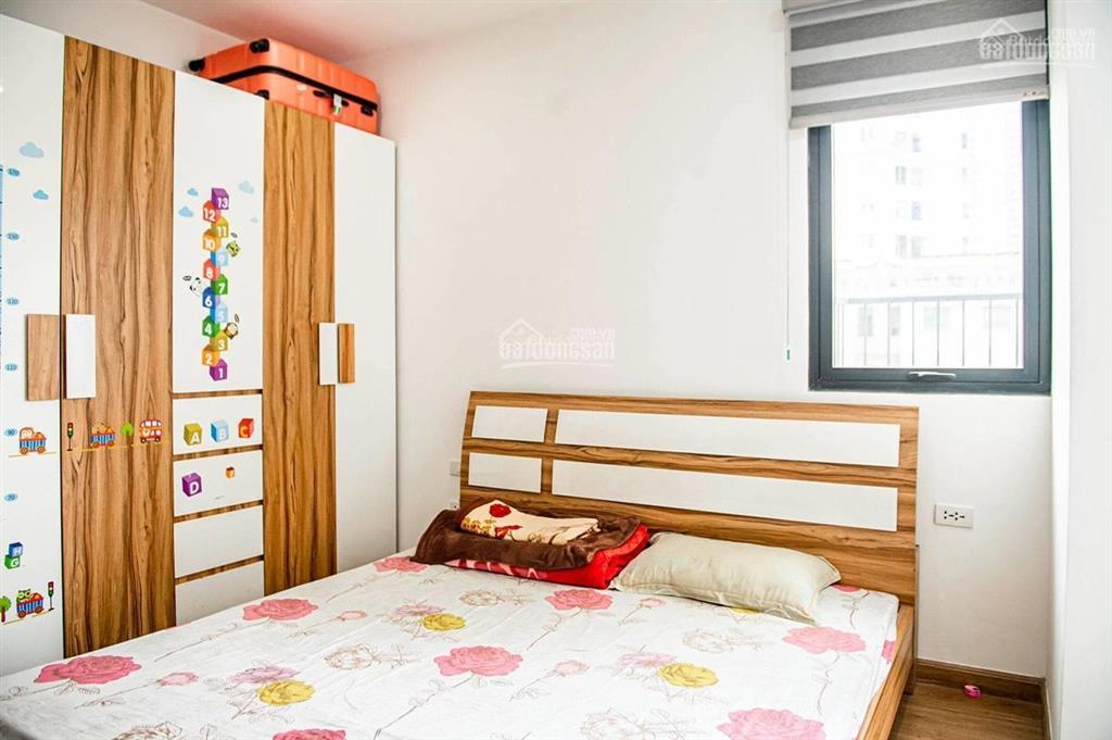 Chính chủ cần tiền bán gấp căn 2 ngủ full nội thất tại chung cư cao cấp iris garden giá chỉ 4,3 tỷ