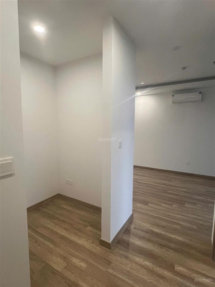 Chỉ 4,8 tỷ nhận ngay căn 2 ngủ nội thất cơ bản tại chung cư the wisteria sổ đỏ sẵn giao dịch