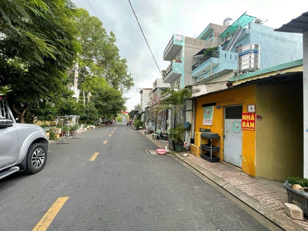 Dãy trọ 2 mặt tiền gần tô ký, 105m2, 6.8 tỷ