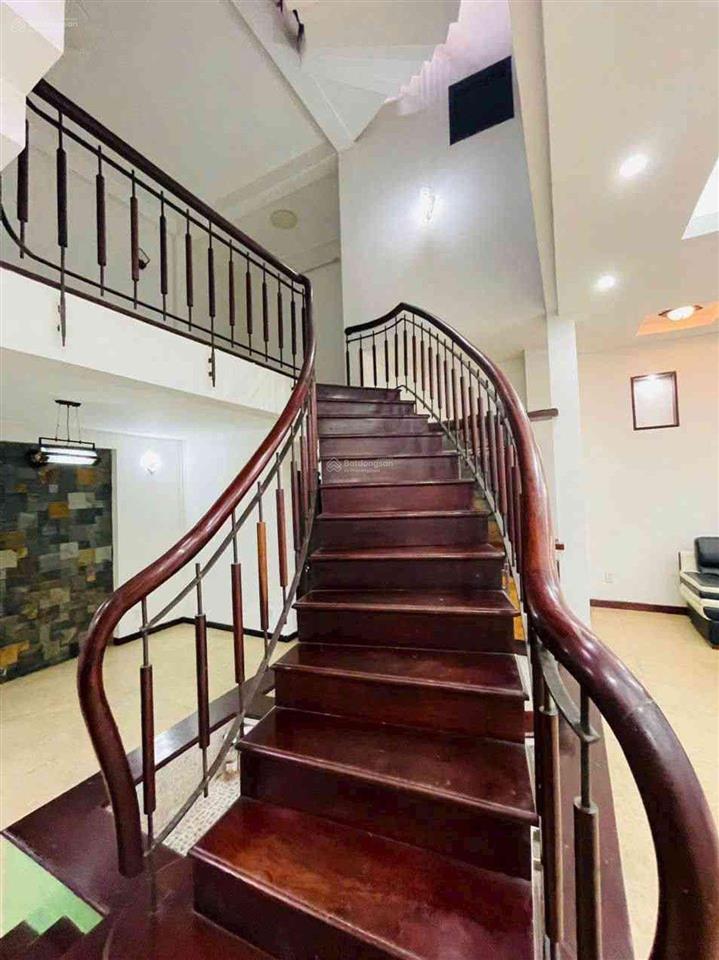 Siêu phẩm ngang 10m chỉ 6 tỷ tl