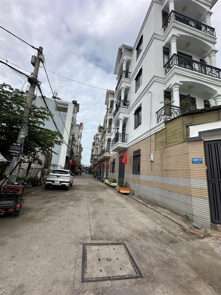 Nhà đẹp bùi văn ngữ  q12 hẻm ô tô 7m chỉ hơn 5,** tỷ