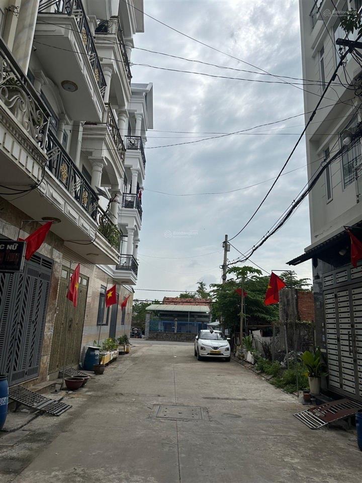 Nhà đẹp bùi văn ngữ  q12 hẻm ô tô 7m chỉ hơn 5,** tỷ